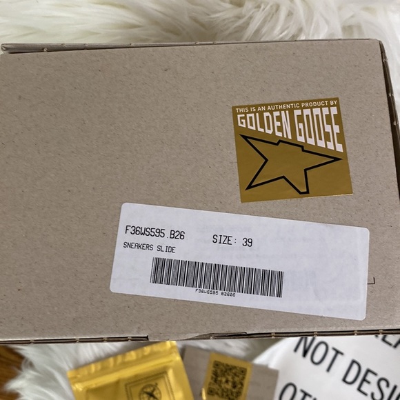 Golden Goose slides size 39 - Picture 8 of 8